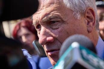 Manovra, Tajani: “Tassa su extraprofitti concetto da Unione Sovietica, non ci sarà”
