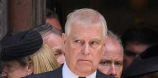 Re Carlo III avvia il processo per togliere i titoli reali al principe Andrea