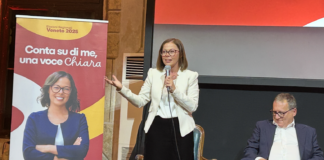 Chiara Luisetto (PD) lancia campagna elettorale sua e a sostegno di Manildo per regionali del Veneto: Villa Ca’ Rezzonico gremita e plaudente Villa Ca' Rezzonico, Chiara Luisetto con Giovanni Manildo