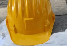 Travolto dal cemento, muore operaio in azienda in provincia di Roma