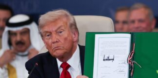 Trump e i leader di Egitto, Turchia e Qatar firmano a Sharm l’accordo di pace per Gaza