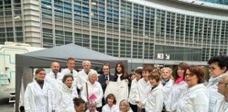 Tumori, in Lombardia camper prevenzione, Fontana: “Rafforzeremo accesso a screening”