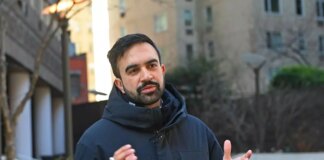 New York con Mamdani guida la riscossa anti-Trump al grido di “No Kings”