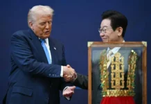 Trump ‘incoronato’ in Corea, un regalo da re per il presidente trump