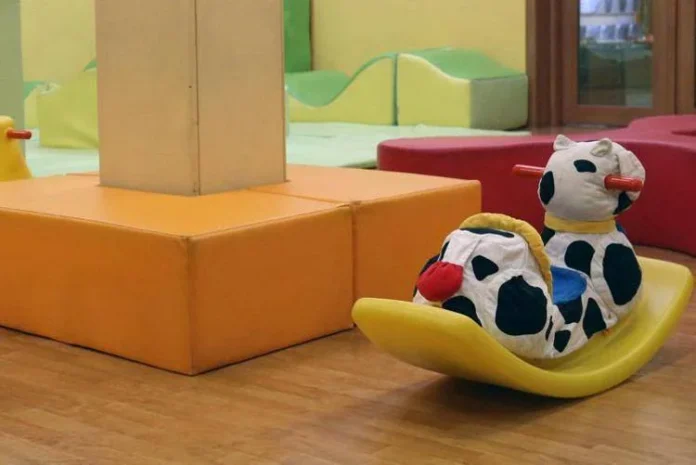 asilo_vuoto_fg bimba napoli