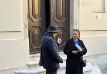 Chiesa di San Giacomo, torna il portone restaurato grazie alla donazione di un cittadino chiesa san giacomo