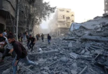 Gaza, dopo i raid torna il cessate il fuoco. Oggi gli inviati di Trump in Israele gaza