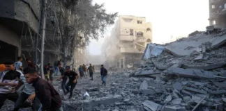 Gaza, dopo i raid torna il cessate il fuoco. Oggi gli inviati di Trump in Israele gaza