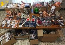 Gdf Vicenza sequestra 13 mila articoli non sicuri per Halloween e prodotti privi di info in italiano guardia di finanza vicenza halloween