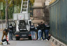 Louvre riapre ai visitatori. Darmanin: “Furto dà immagine pessima della Francia” Louvre