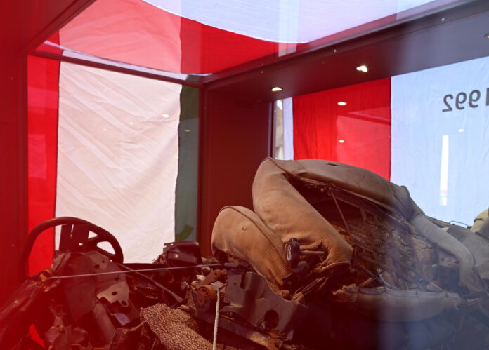 teca strage di capaci strage di capacila teca con i resti auto scorta