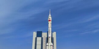 Cina: Shenzhou-21 e Long March-2F trasferiti nell’area di lancio