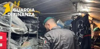 A Cagliari scoperta una boutique clandestina, denunciato un 37enne