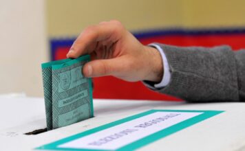 Elezioni Regionali, Stefani: “Orgogliosamente in continuità con Zaia”. Manildo: “Dopo 30 anni di destra serve discontinuità”