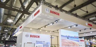 Bosch celebra tre decenni di sicurezza con l’ABS per le moto