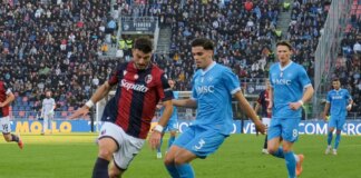 Il Bologna batte 2-0 il Napoli e spicca il volo