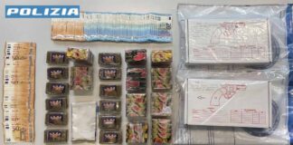 Armi e droga in casa, due arresti a Milano