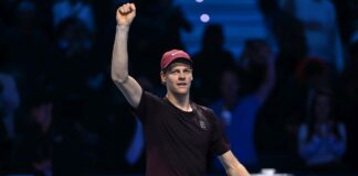 Sinner ancora re dei “Maestri”, Alcaraz ko. Meloni “Orgogliosi di te”