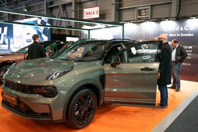 4_2025_11_15_20251115_0810