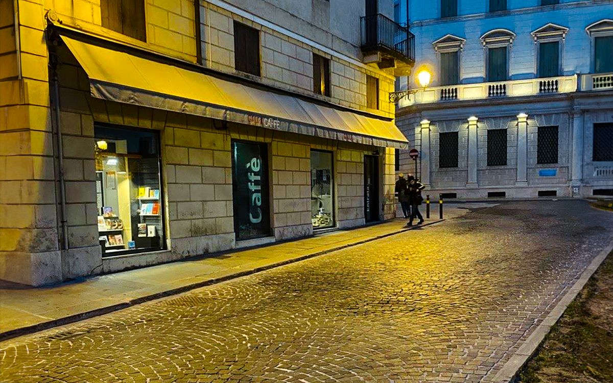 Libreria Galla 1880 oggi con annesso Galla Cafè