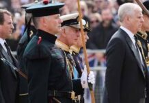 Andrea via dalla Royal Lodge senza alcuna buonuscita