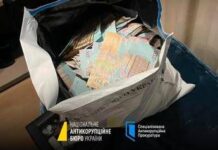 Appalti per l’energia, scandalo in Ucraina: coinvolti ministro ed ex socio Zelensky