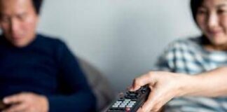 Ascolti tv, ‘La Notte nel cuore’ vince la prima serata e ‘Sanremo Giovani’ debutta con il 6%