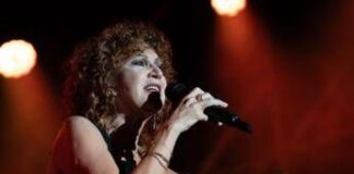 Fiorella Mannoia al Marostica Summer Festival Volksbank: un omaggio a De André e Fossati con “Anime Salve” Marostica Summer Festival Volksbank