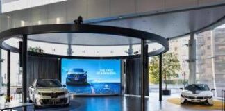 BMW Italia inaugura la nuova House of BMW Italia a San Donato Milanese