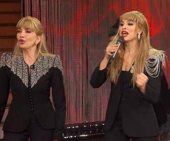 Ballando con le stelle, Milly Carlucci scende in pista e balla con… Milly