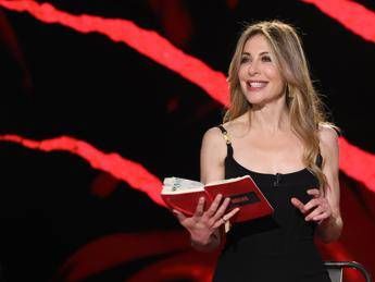 Belve, oggi la seconda puntata. Gli ospiti di Fagnani e la sorpresa De Filippi