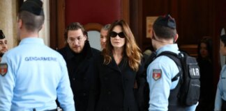 La Corte d’appello di Parigi concede la libertà vigilata a Sarkozy