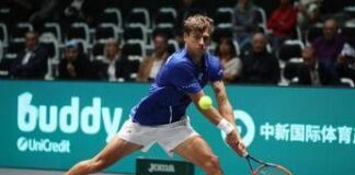 Cobolli colpisce nastro e impreca, Munar lo riprende: tensione in finale di Coppa Davis