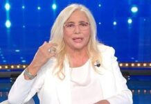 Domenica In, Mara Venier si opera: “Dopo la trasmissione, intervento per maculopatia”