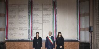 Da Armani a Pomodoro, a Milano 14 nuovi iscritti al Famedio. Sala “Servono esempi”