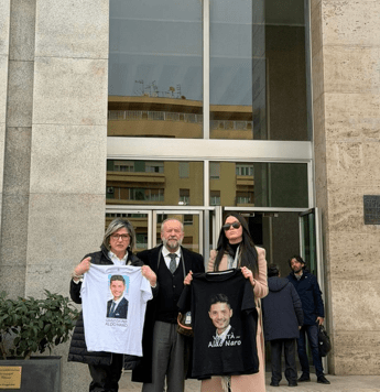 Famiglia giovane medico ucciso: “Assoluzioni una vergogna”