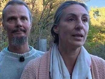 Famiglia nel bosco, esperti: “Traumi per i bimbi, urgente tempestivo ripristino del nucleo familiare”
