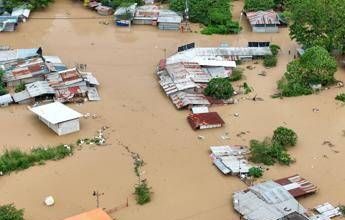 Filippine, 1,4 milioni di persone evacuate a causa del super tifone Fung-wong