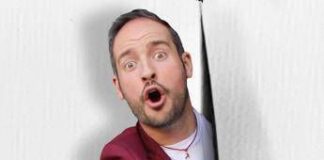 Filippo Caccamo è ‘Fuori di tela’: “Storia dell’arte spesso incomprensibile, invece può far ridere”