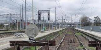 Firenze, muore investito da un treno: ritardi fino a due ore per l’Alta Velocità