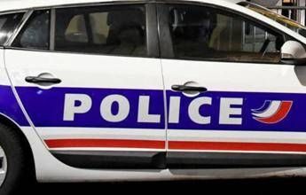 Francia, padre droga figlio di 5 anni e lo fa violentare da 10 uomini