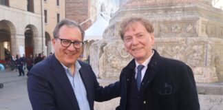 Regionali, la sfida socialista di Luigi Creazzo con Uniti per Manildo Presidente Giovanni Manildo con Luigi Creazzo, candidato di Avanti! per Uniti con Manildo presidente