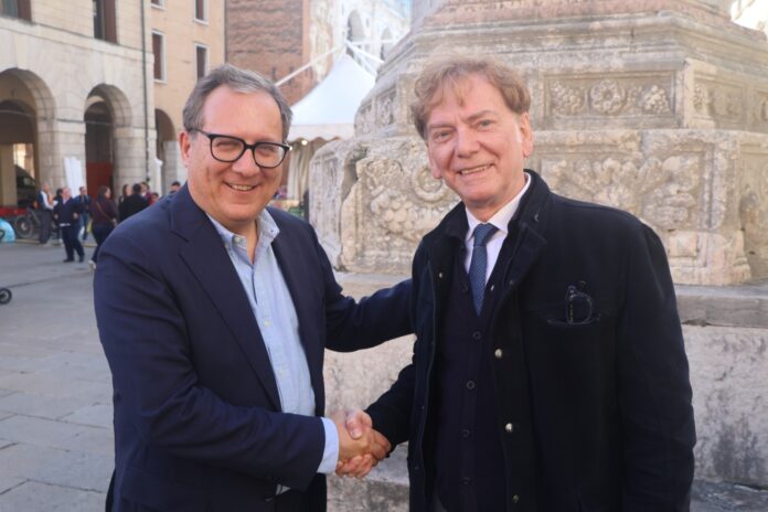 Giovanni Manildo con Luigi Creazzo, candidato di Avanti! per Uniti con Manildo presidente