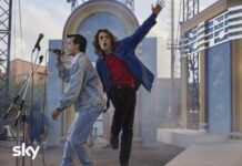 Hanno ucciso l’uomo ragno, stasera la serie tv sugli 883 in chiaro