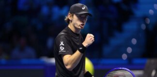 Atp Finals, De Minaur batte Fritz e lo elimina: l’australiano spera. Stasera Alcaraz-Musetti