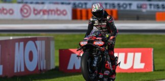 MotoGP, Bezzecchi vince il Gp di Valencia. Sul podio Fernandez e Di Giannantonio