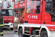 Incendio in un appartamento a Roma, evacuate 20 persone a Garbatella