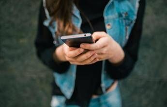 La depressione si nasconde negli audio di WhatsApp, l’IA scova i segnali