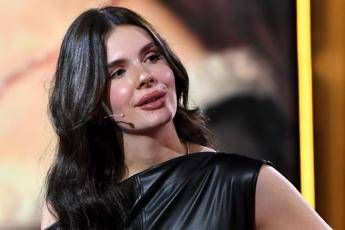 Legale figlia Sgarbi: “Querele contro chi alimenta macchina del fango”