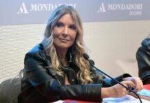 Lucarelli e la precisazione: “Da Fedez cause per 150.000 euro, ma non per il mio libro”